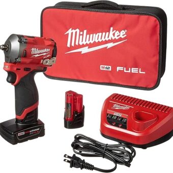 Milwaukee 2554-22 M12 FUEL Stubby 3/8 in. Impact Wrench Kit (2 Ah/4 Ah)