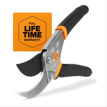 Fiskars Bypass Pruning Shears, 5/8-Inch Cut Capacity Garden Clippers, Gardening Scissors with Sharp, Rust Resistant Steel Blade